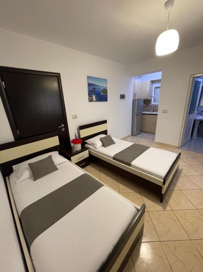 Guesthouse A&F Ksamil Exterior foto